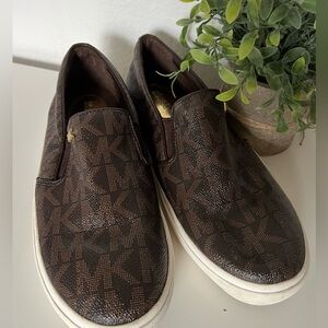 Michael Kors Keaton Slip-On Brown Mk Logo Coated Canvas Women's size 8 Shoes